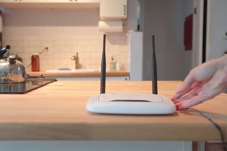 How Seniors Can Access Internet Services and Discounts