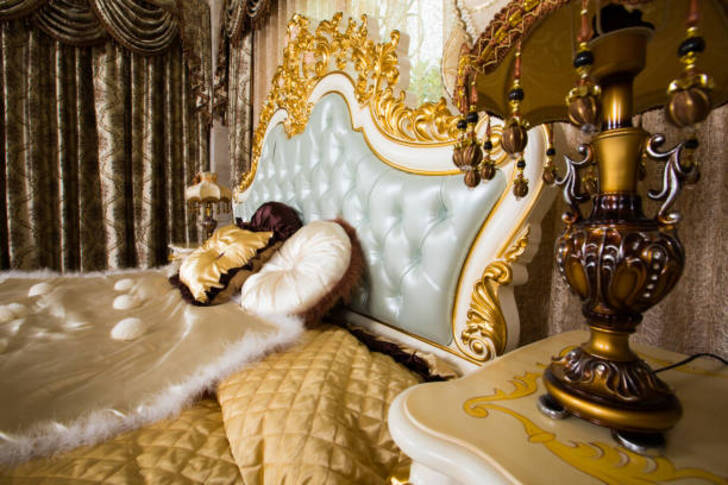 Creating a Light Luxury Aesthetic in Your Bedroom